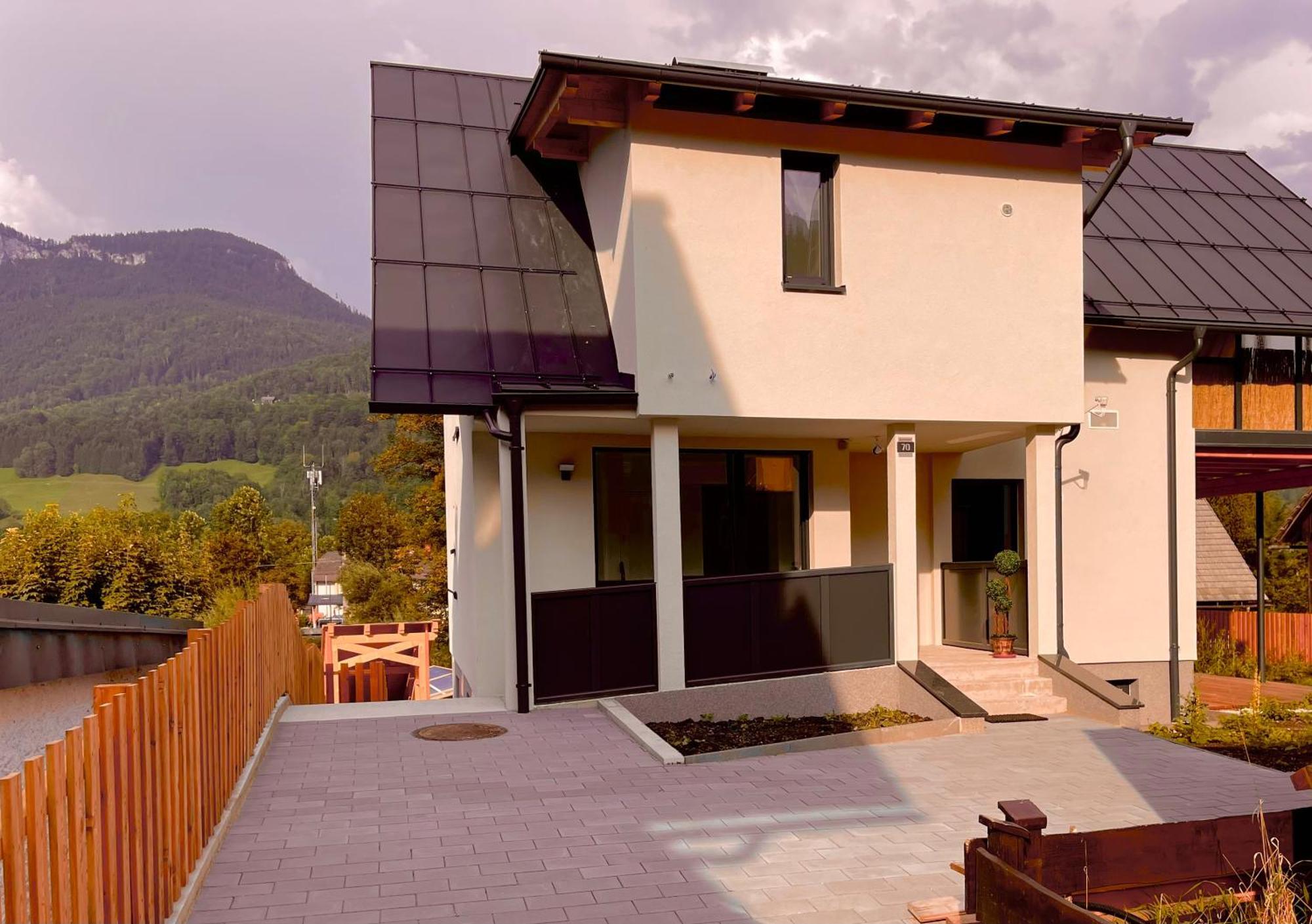 Mitzis Stubn Apartments - Bad Goisern - 24-Hour Self Check-In Esterno foto