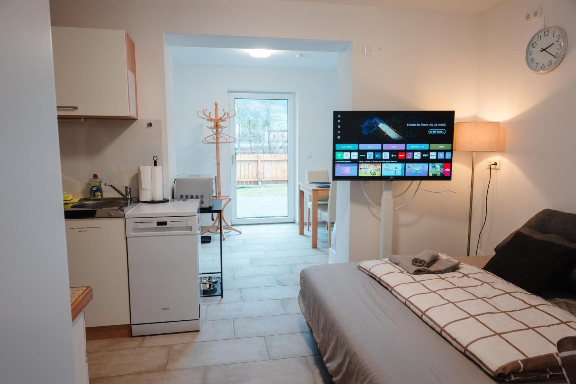 Mitzis Stubn Apartments - Bad Goisern - 24-Hour Self Check-In Esterno foto
