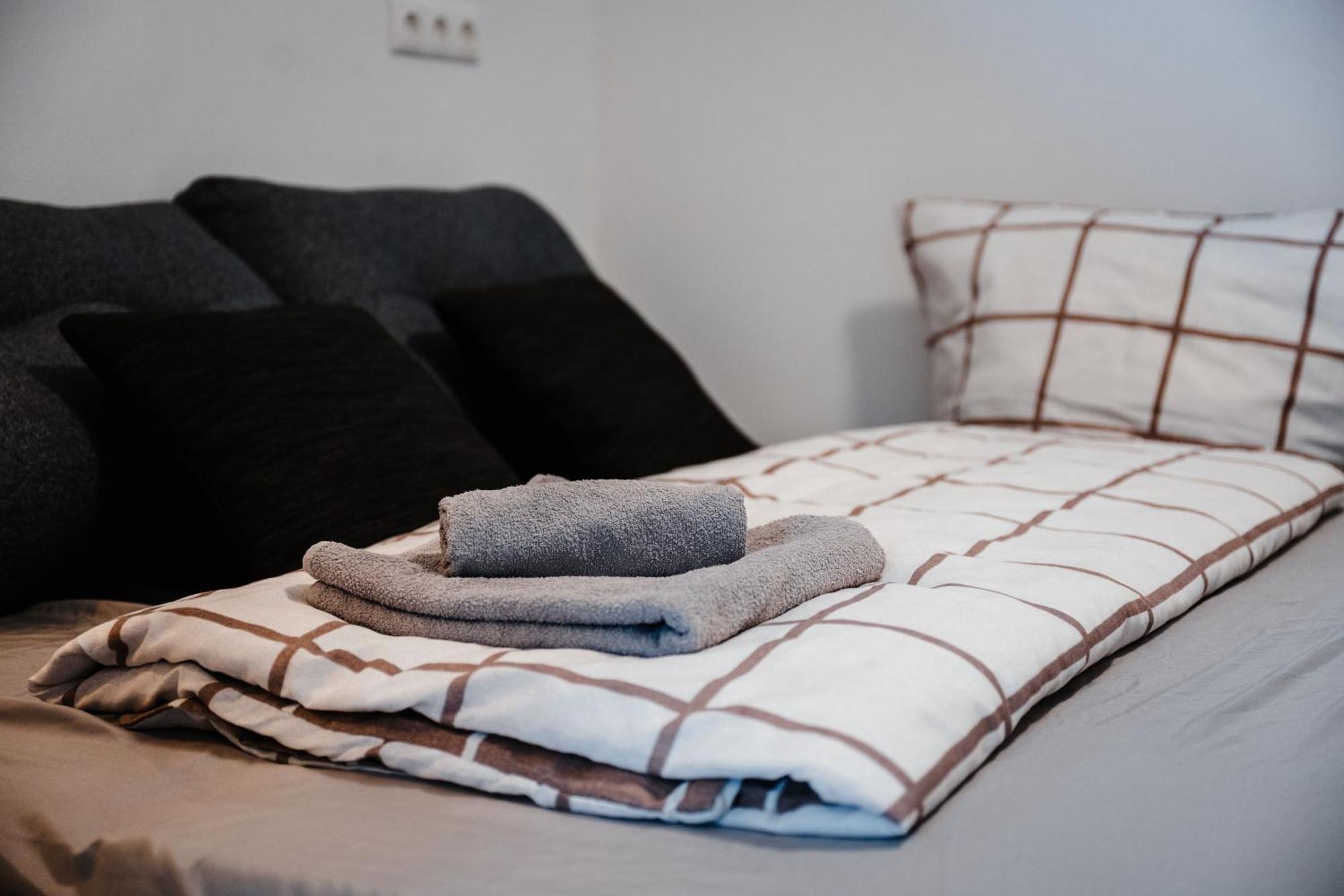 Mitzis Stubn Apartments - Bad Goisern - 24-Hour Self Check-In Esterno foto